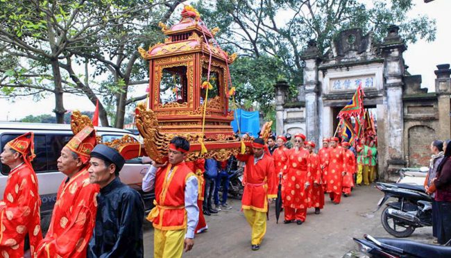 Lễ hội tại làng Diềm, Bắc Ninh – ảnh Lê Bích