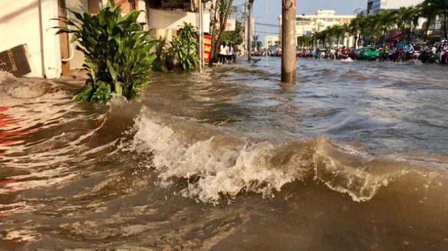 Sụt lún gây ngập lụt ngày càng nghiêm trọng hơn ở ĐBSCL