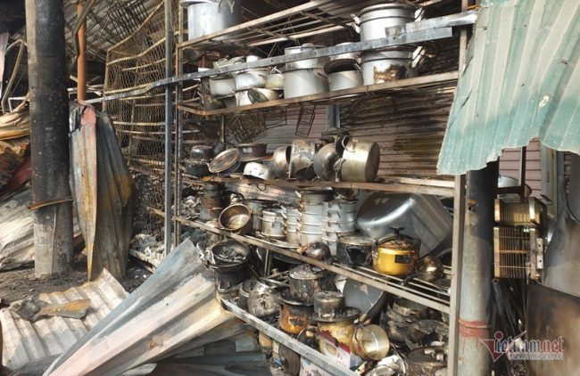 Xoong chảo bị cháy nham nhở, biến dạng