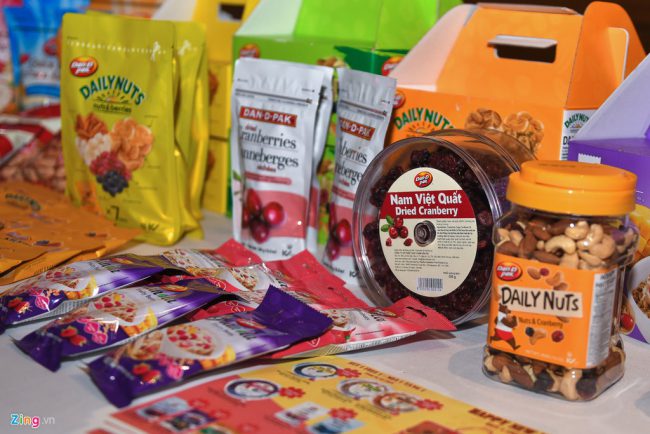 Từ năm 2015, Việt Nam là đối tác thương mại hàng đầu của Canada giữa các nước ASEAN với thực phẩm nông nghiệp và hải sản là một thành phần quan trọng của thương mại song phương. Năm 2018, xuất khẩu thực phẩm và hải sản của Canada sang Việt Nam đạt 313 triệu đô la Canada.