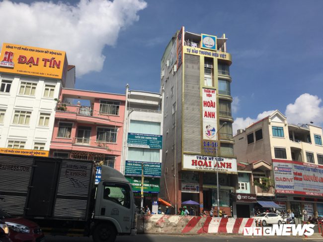 Khách hàng sau khi xăm chân mày tại Thẩm mỹ viện Hoài Anh thì nhập viện cấp cứu và chết sau gần 3 ngày điều trị.