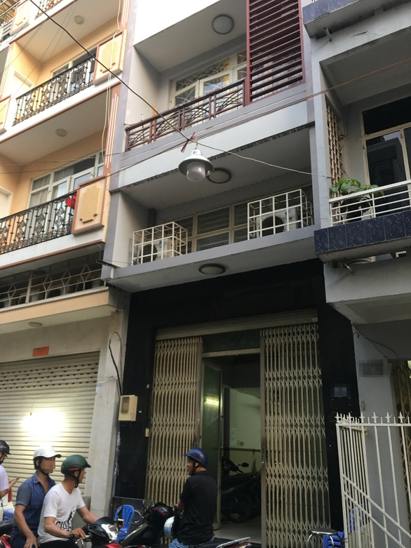 Nơi tiêm tan mỡ cằm là một căn hộ không bảng hiệu tại quận 3 - Ảnh: XUÂN MAI