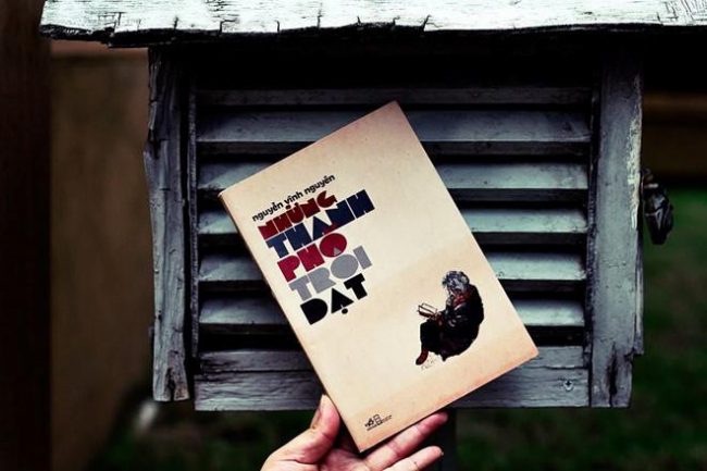 Sách Những thành phố trôi dạt.