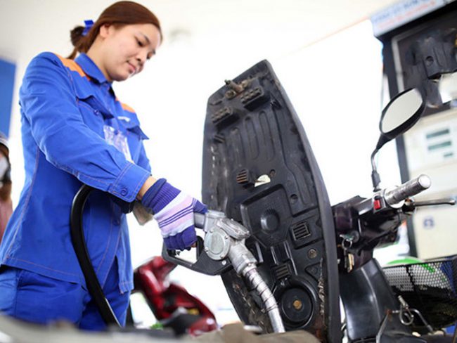 Giá xăng dầu nên để thị trường tự điều tiết Ảnh: Ngọc Dương