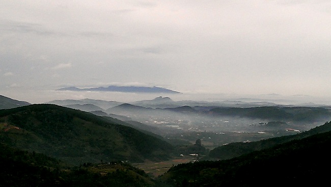 Núi non Đà Lạt.