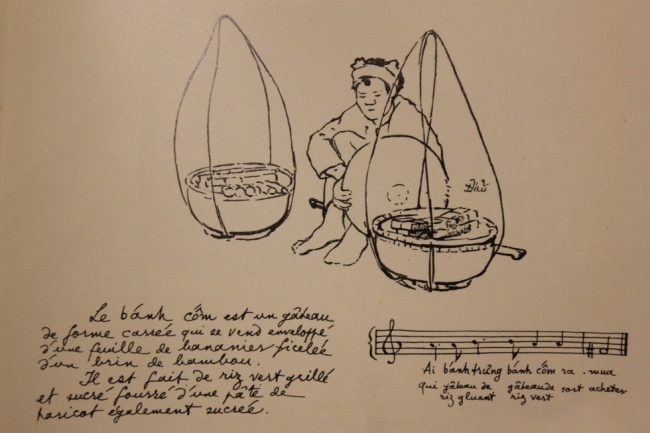 Còn đây là hàng bánh chưng, bánh cốm với tiếng rao “Ai bánh chưng, bánh cốm ra mua”.