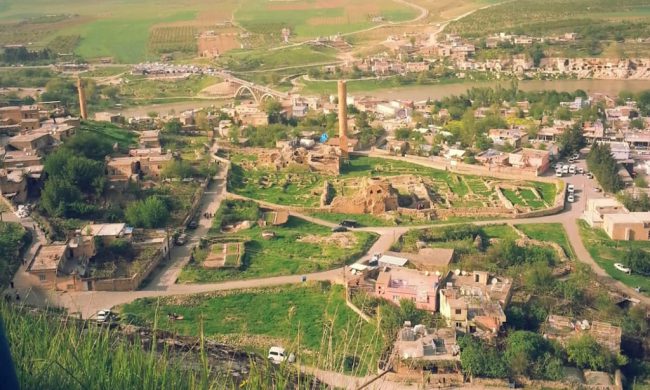 Ảnh trường đại học ở Hasankeyf - được cho là trường đại học lâu đời nhất thế giới - trước khi bị phá hủy tháng 1/2019 để chuẩn bị cho việc làm ngập thị trấn. Ảnh: Eyup Agalday