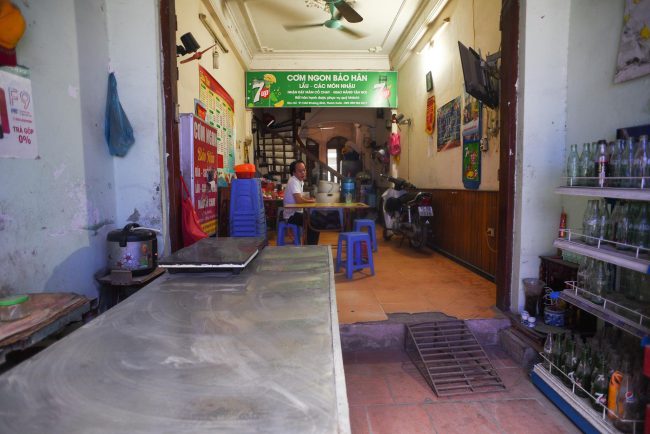 Cửa hàng cơm của gia đình anh Hiếu nghỉ bán từ hôm xảy ra vụ cháy.