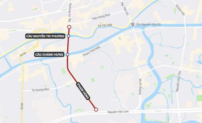 TP đã thực hiện dự án mở rộng cầu Nguyễn Tri Phương nhưng sau khi hoàn thành, tình trạng ùn tắc vẫn không được giải quyết. Đồ họa: Minh Hồng.