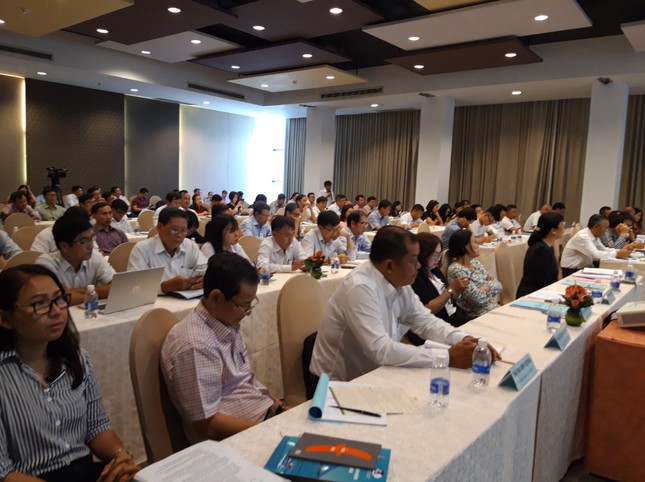 Hội nghị thu hút quan tâm của nhiều doanh nghiệp và cơ quan quản lý các địa phương.      Ảnh: Nhi Phạm