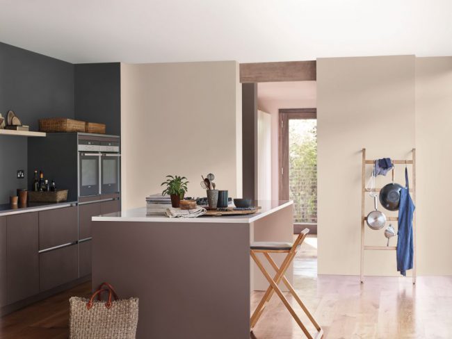 Căn bếp của mẹ không chỉ đẹp, mà còn phải luôn sạch sẽ và ngăn nắp