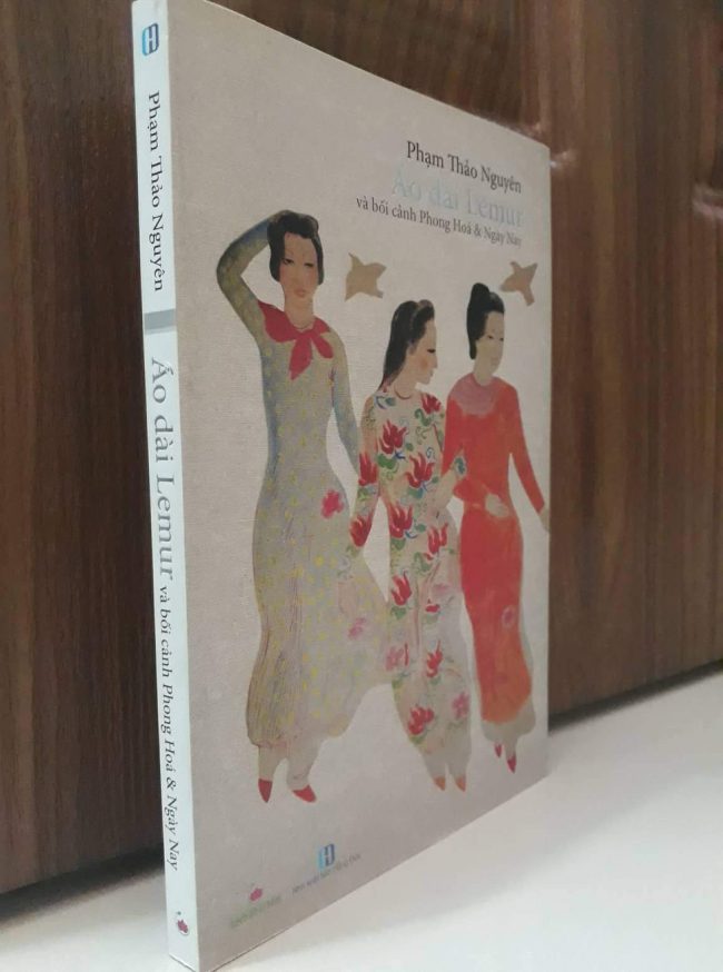 Bìa cuốn sách Áo dài Lemur và bối cảnh Phong Hoá và Ngày nay - Ảnh: K.L