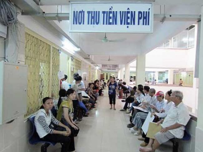 Giờ thì hầu như BV nào dù công hay tư cũng chia ra hai kiểu giá khám bệnh khác nhau: giá bình thường và giá dịch vụ. Ảnh minh họa. Nguồn: internet