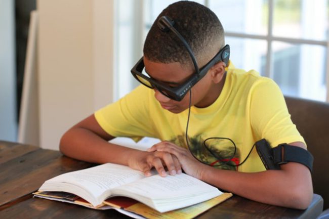 Kính thông minh Narbis giúp tăng sự tập trung ở trẻ em Ảnh: Narbis