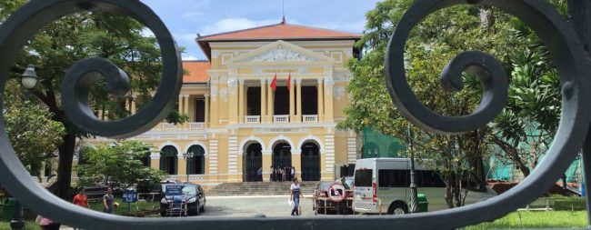 Tòa nhà Dinh Pháp lý (Tòa án TP.HCM), chụp sáng 18.10.2019