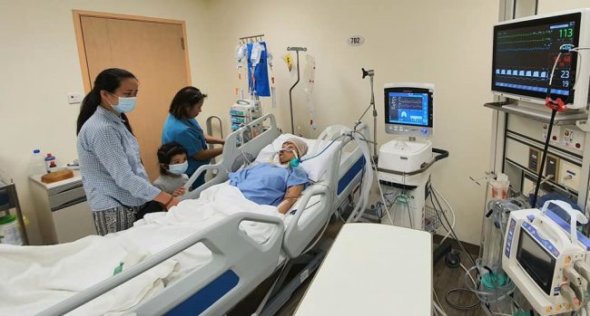 Trước khi hôn mê, Hạnh An vẫn kiên cường chiến đấu.