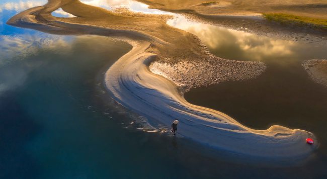 Tác phẩm Nhịp sống trên đầm - Lê Tấn Thanh (TP. Huế)