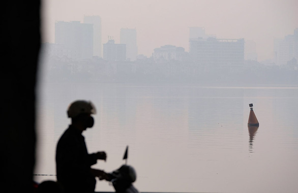 Không khí Hà Nội ở mức nguy hại trong tuần trước - Ảnh: NAM TRẦN