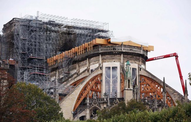 Nhà thờ Đức Bà Paris, Pháp, trong quá trình sửa chữa và phục dựng, ngày 17.10.2019. Ảnh: THX