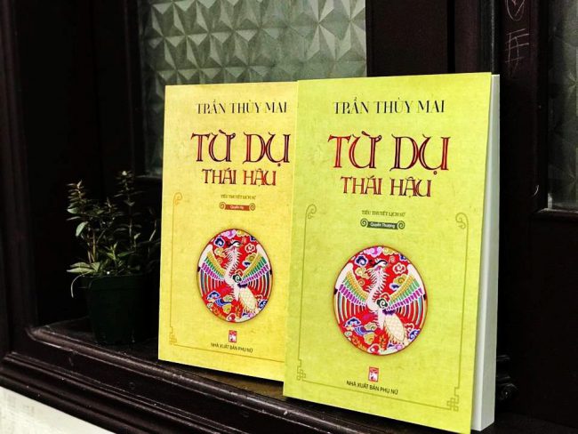 Sách Từ Dụ thái hậu.