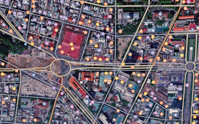 Bản đồ Google chụp từ vệ tinh khu phố chợ Bến Thành (tổng diện tích khoảng 1,8ha) và đại lộ Lê Lợi có chiều dài 500m Nguồn: KTS. Đồng Lâm Thanh Tùng