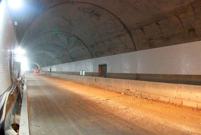 Hầm Hải Vân 2 đã thông kỹ thuật toàn tuyến. Ảnh: Võ Thạnh