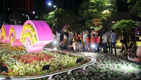 TP.HCM tổ chức nhiều hoạt động vào dịp Tết. Ảnh: Phan Diệu