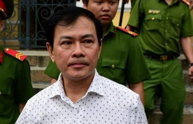 TAND Q.Hải Châu (TP.Đà Nẵng) giao quyết định thi hành án bản án hình sự cho ông Nguyễn Hữu Linh