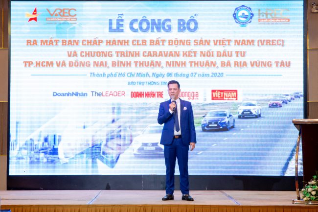 Ông Nguyễn Quốc Bảo, Chủ tịch VREC phát biểu tại chương trình