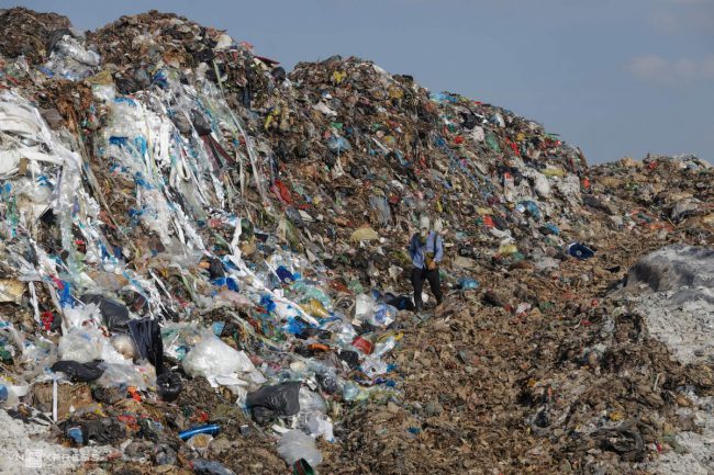 bai-rac-lon-nha-ha-noi-qua-tai