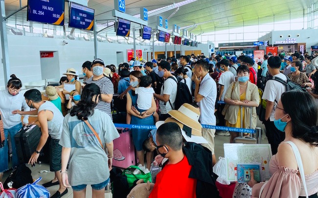 khach-du-lich-noi-dia