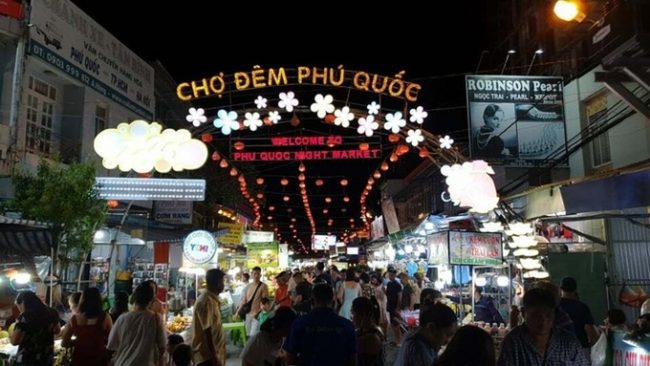 gia-tour-tang-cao-tro-lai