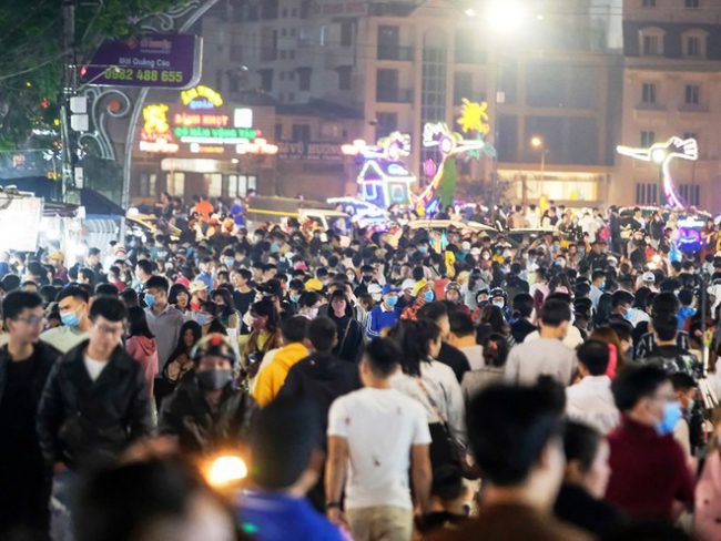 ket-tu-ten-troi-xuong-diem-du-lich