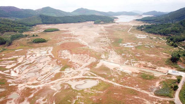 ho-nuoc-ngot-can-nuoc