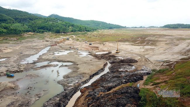 ho-nuoc-ngot-can-nuoc