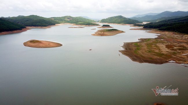 ho-nuoc-ngot-can-nuoc