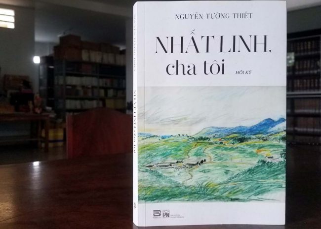 doc-lai-doi-nhat-linh