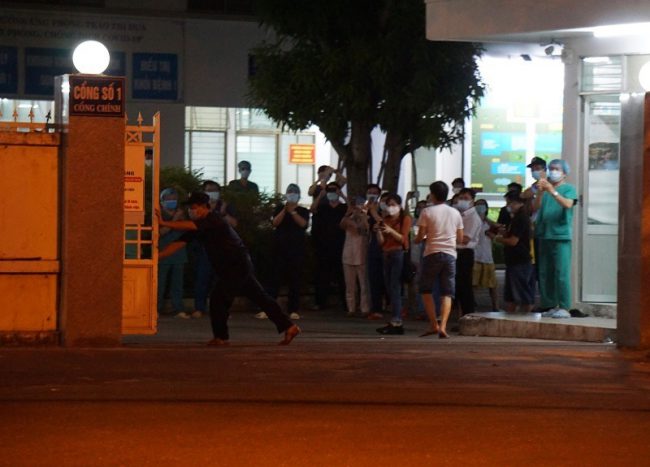 benh-vien-c-do-phong-toa