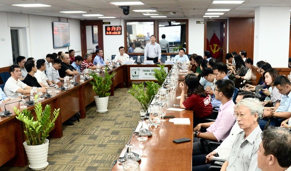 loai-bo-do-nhua-dung-mot-lan