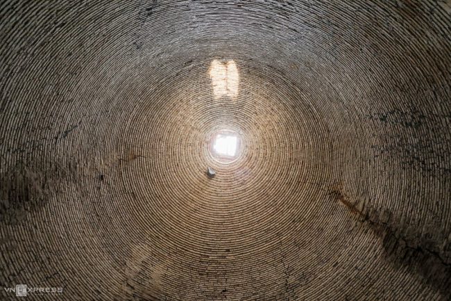 lo-gach-tram-tuoi-o-mien-tay