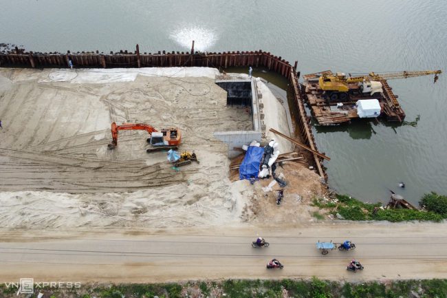 hon-3n-nam-chua-xay-xong-cau-200m