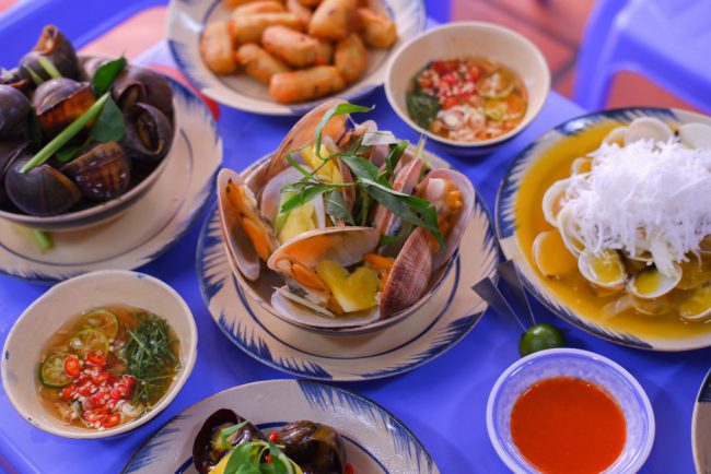 thuong-thuc-huong-vi-oc-3-mien