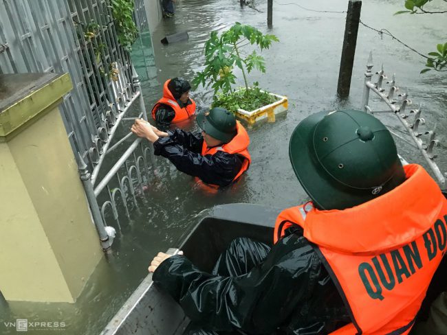 nghe-an-so-tan-hang-nghin-nguoi-dan