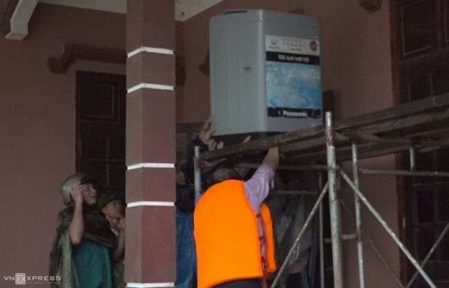 nghe-an-so-tan-hang-nghin-nguoi-dan