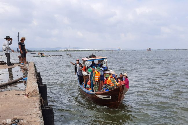 nguoi-mien-trung-chay-bao-molave