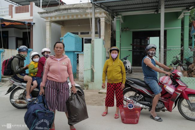 nguoi-mien-trung-chay-bao-molave