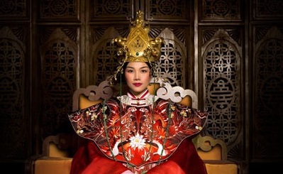 mao-hiem-voi-phim-co-trang