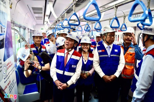 TP.HCM-ra-,mat-tau-metro-so-1