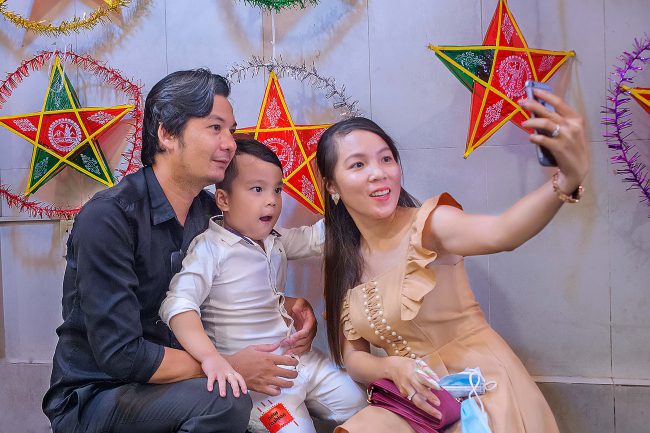 nhung-khoanh-khac-hanh-phuc