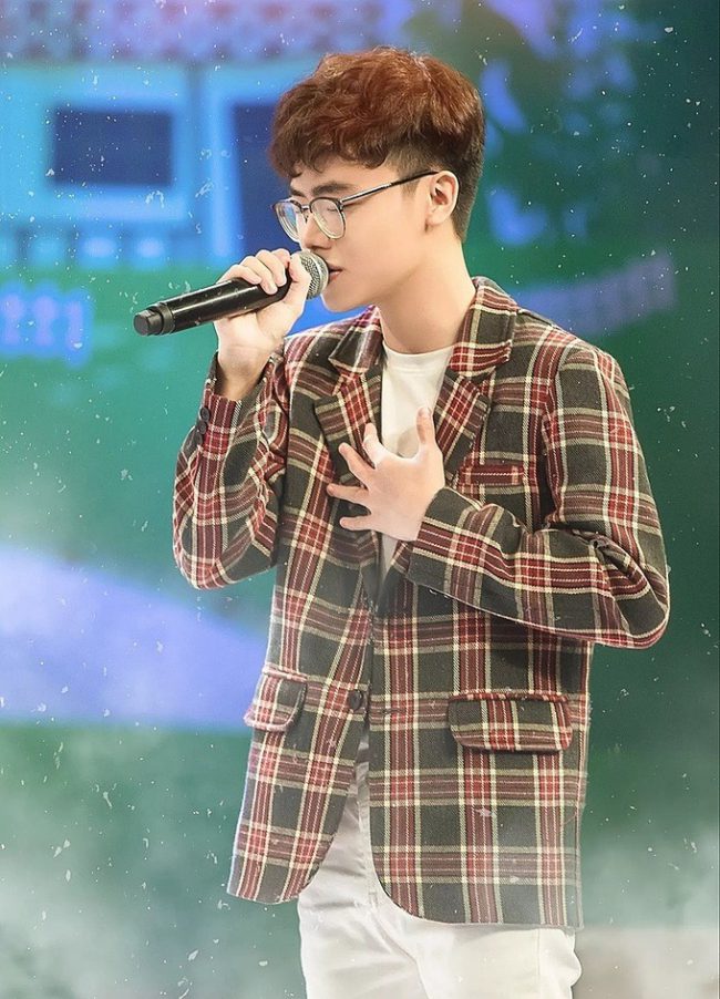 cau-be-di-hat-kiem-tien-thay-than-cho-me